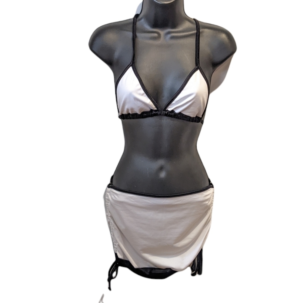 2/$20 𝅺NWT Espiral Two Piece Set White Bikini Top With Ruched Mini Skirt Large
